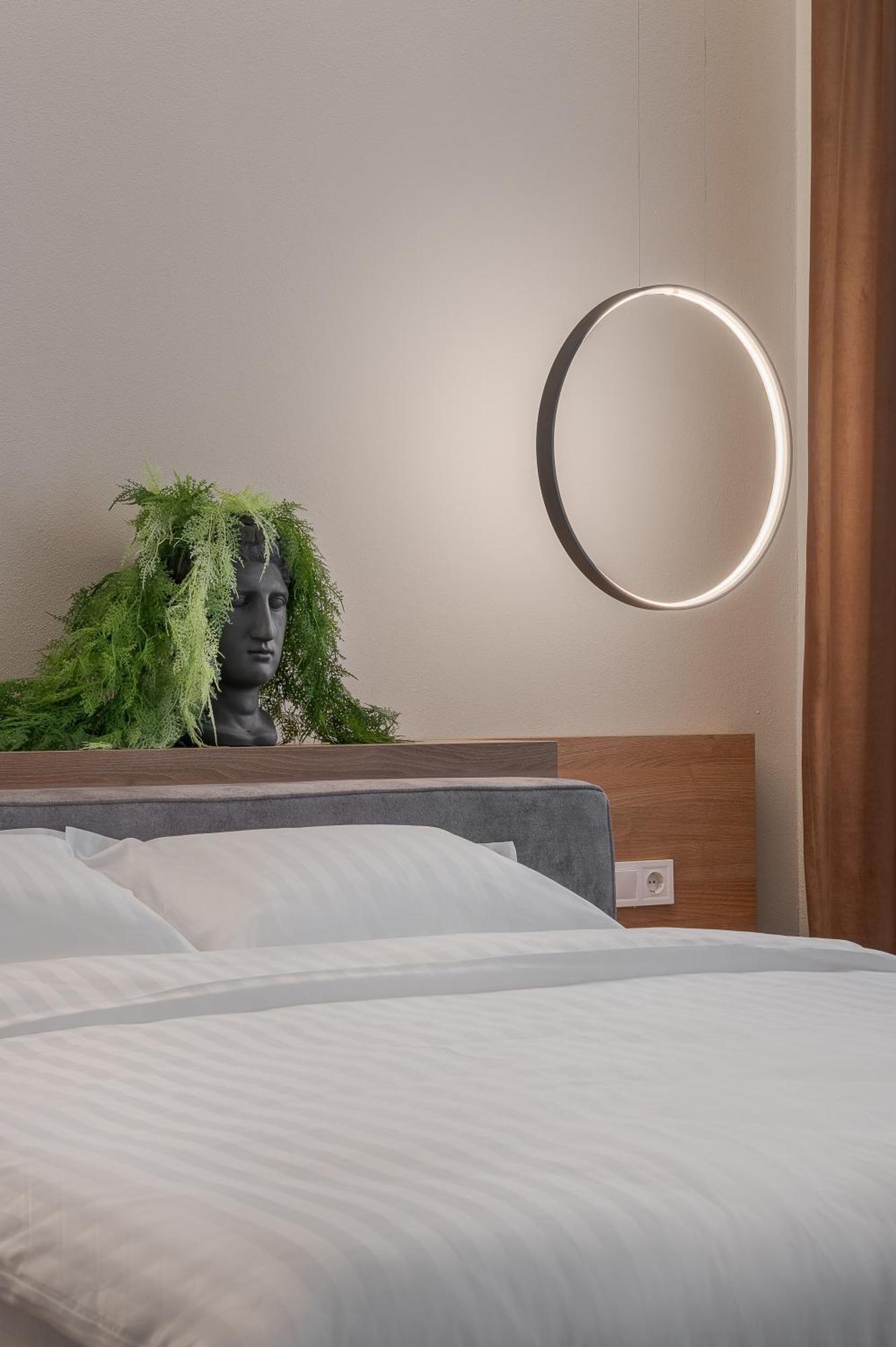 Oasis Rooms Орадя Екстер'єр фото